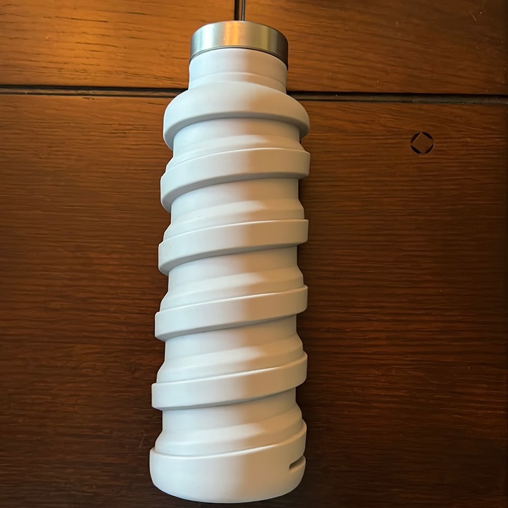 Collapsible Water Bottle 💧💧